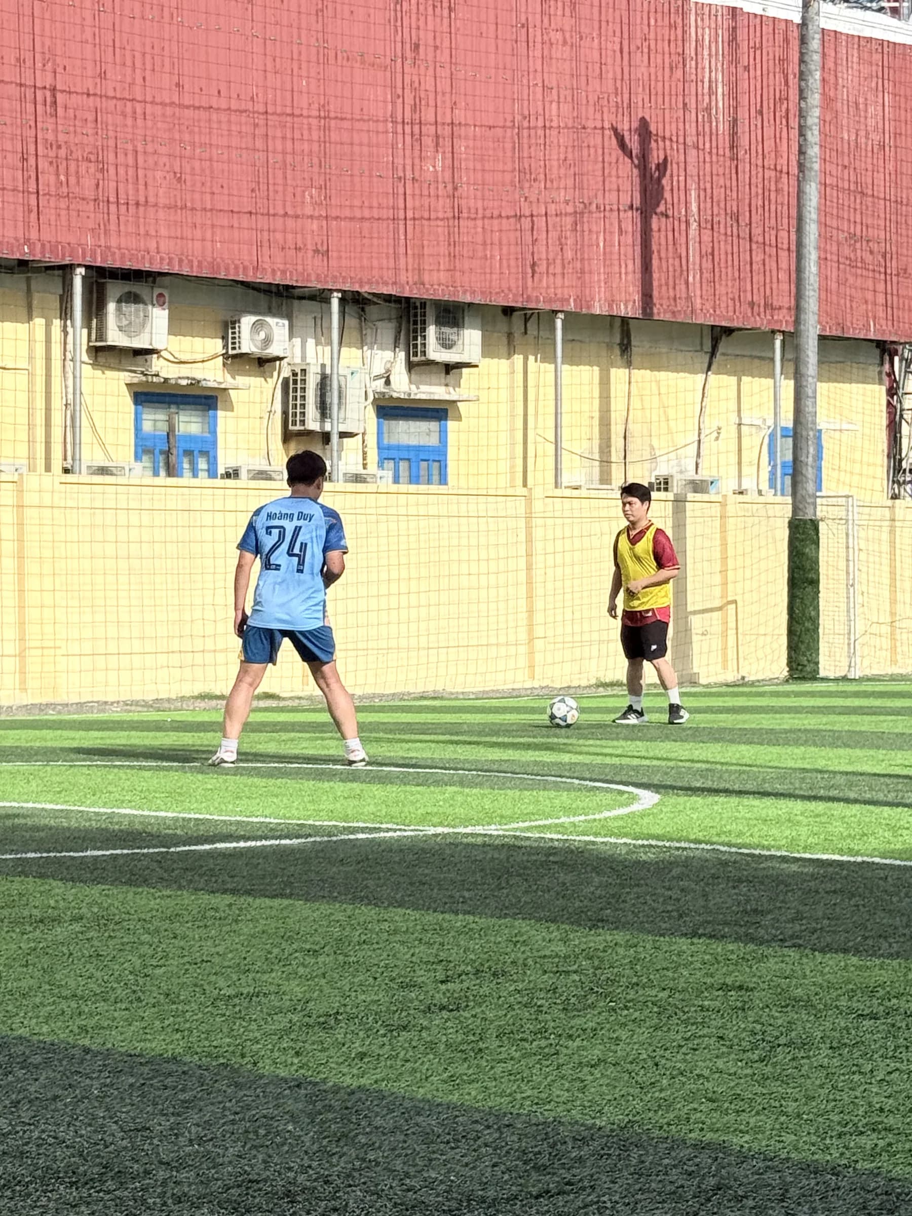 Pha bóng tấn công trước khung thành